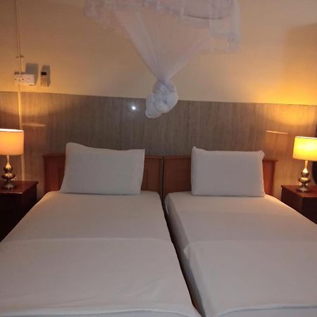 Milano Tourist Rest Hotel Anuradhapura Exterior photo