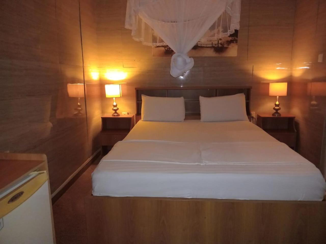 Milano Tourist Rest Hotel Anuradhapura Exterior photo