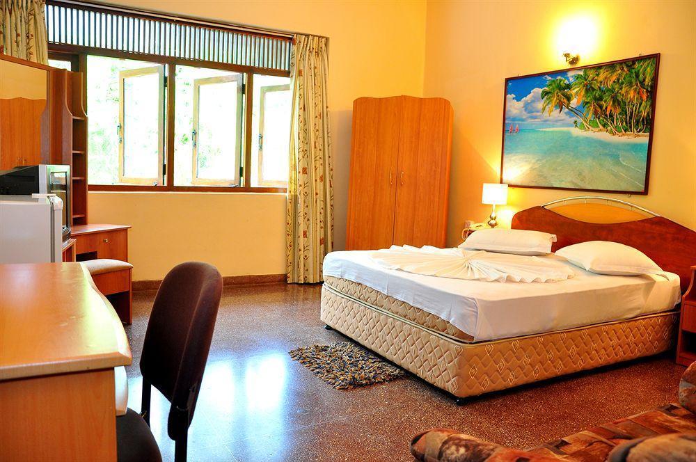 Milano Tourist Rest Hotel Anuradhapura Exterior photo