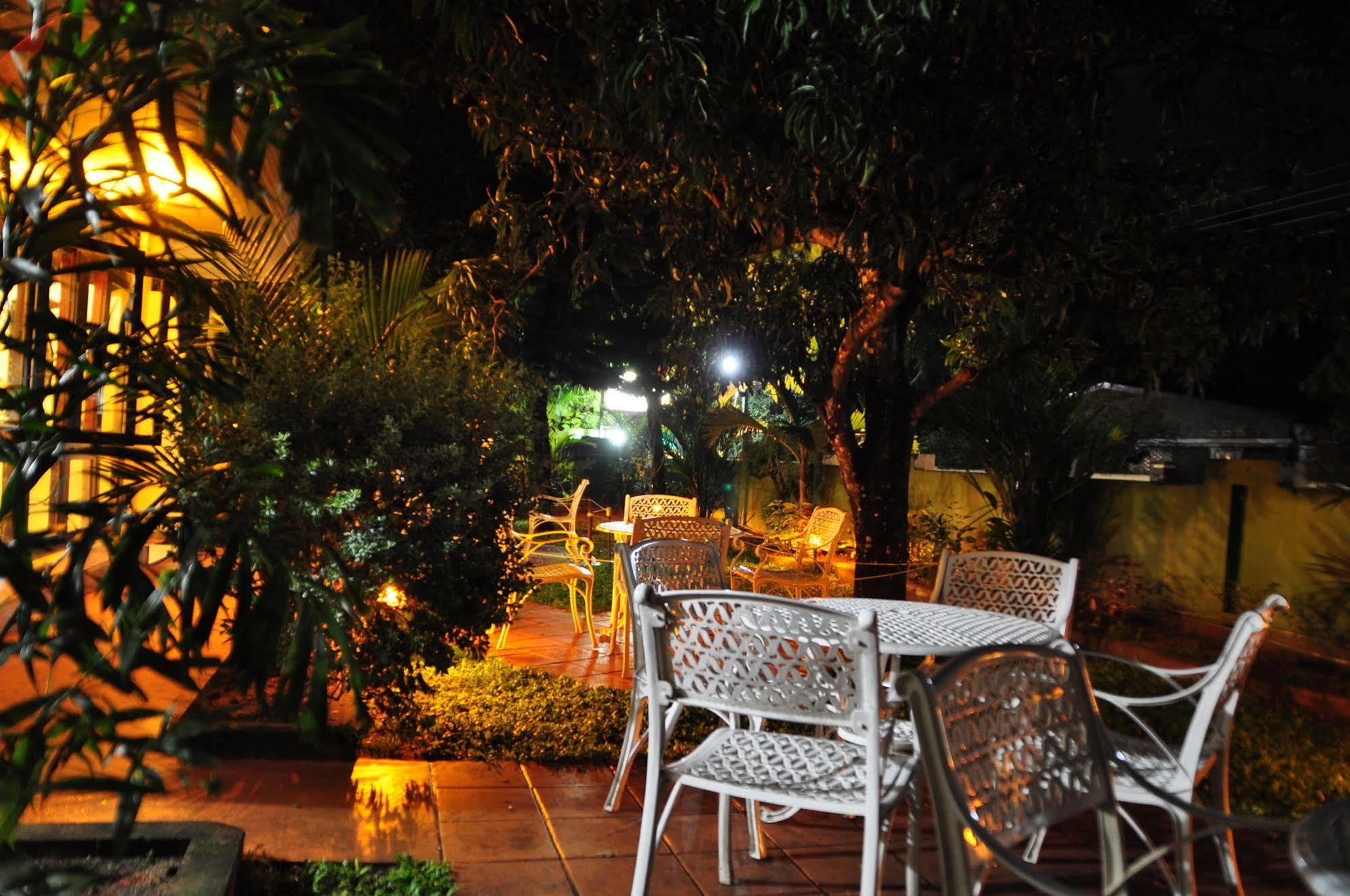 Milano Tourist Rest Hotel Anuradhapura Exterior photo